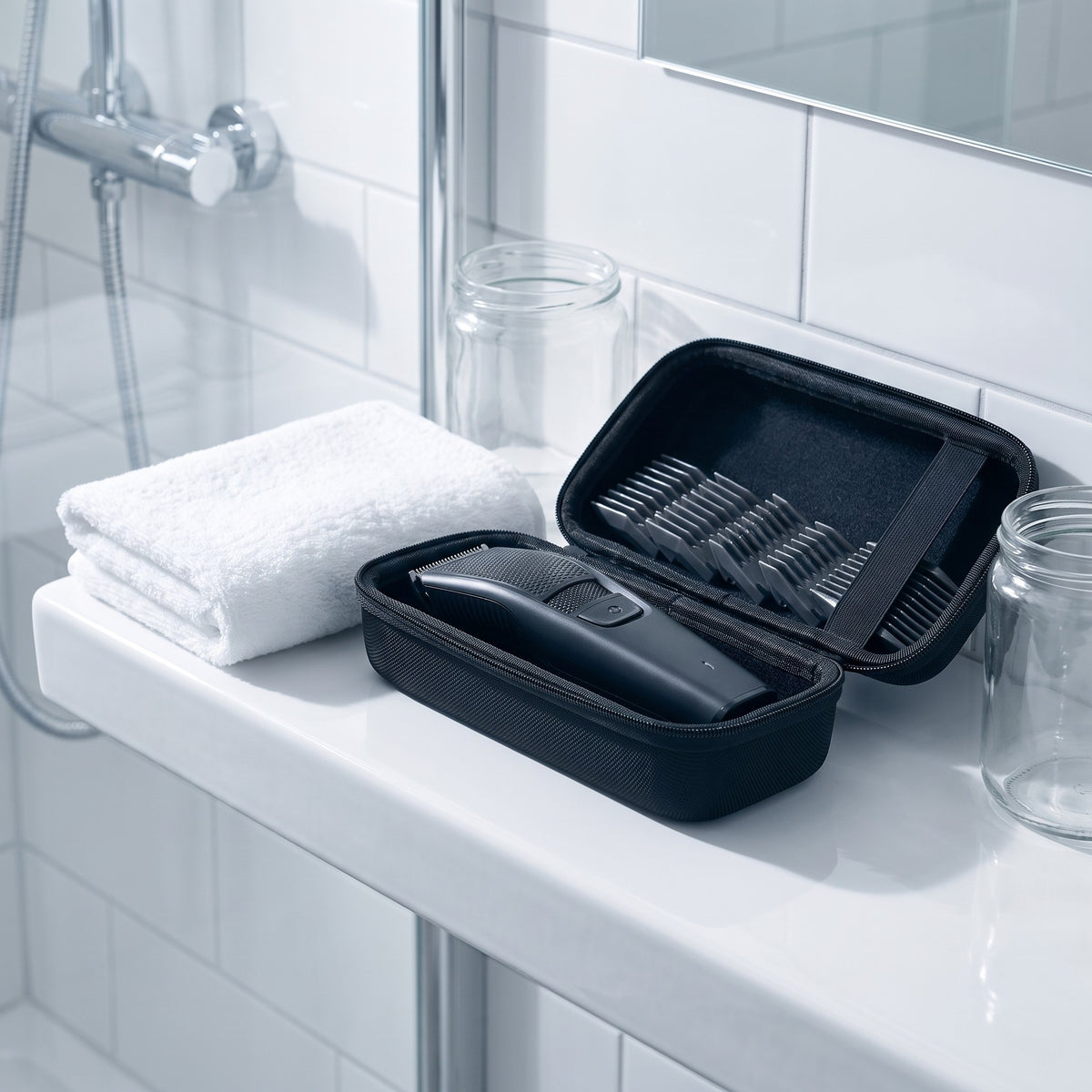 Beard Trimmer Kit in use