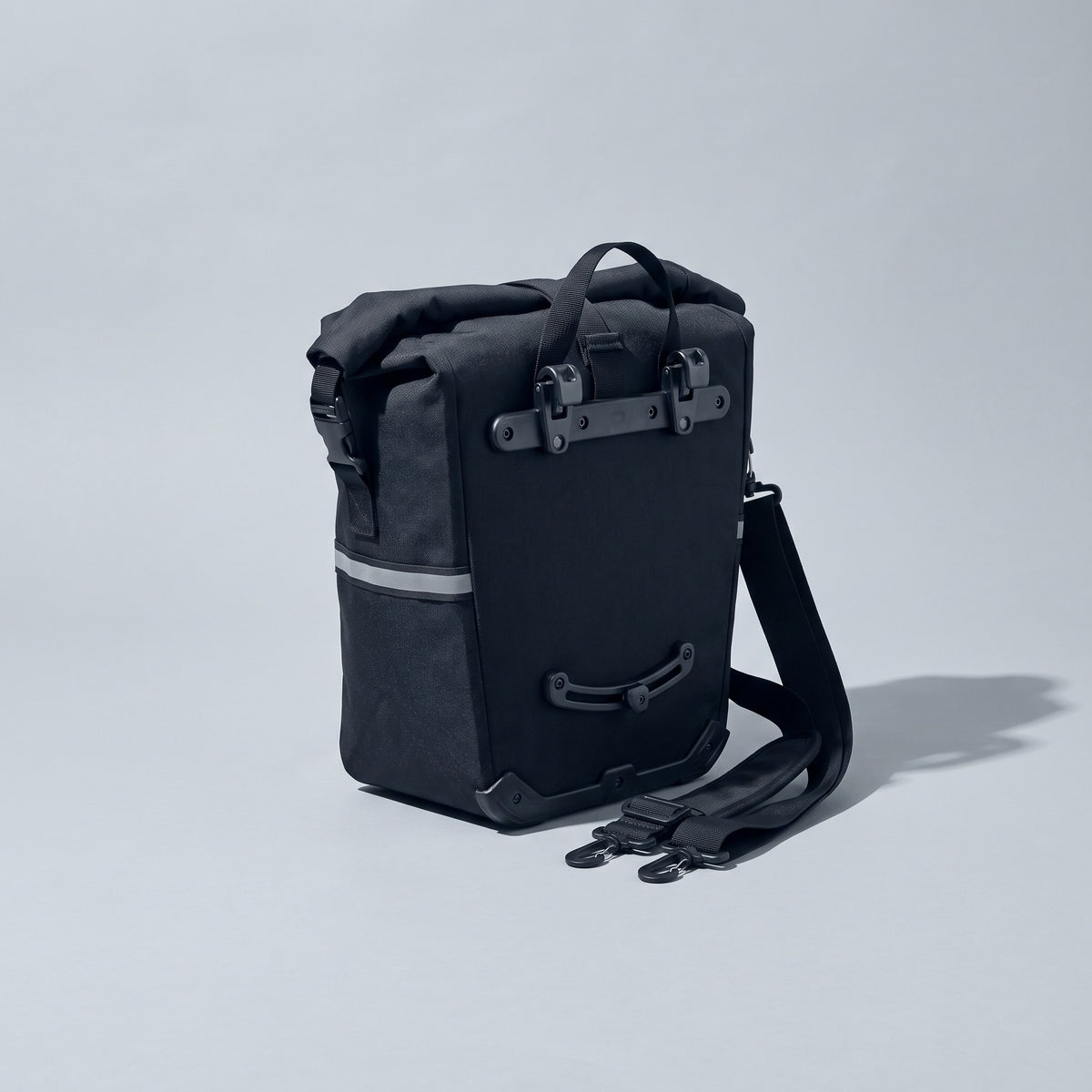 Waterproof Bike Pannier, 20 L